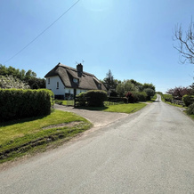 Thatched Cottage - Sleeps 6 With Countryside Views, 卡蒂斯托克 — 照片 4