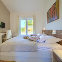 Beautiful Home In Vrbnik With Outdoor Swimming Pool, Wifi And 3 Bedrooms, Рисика — фото 4