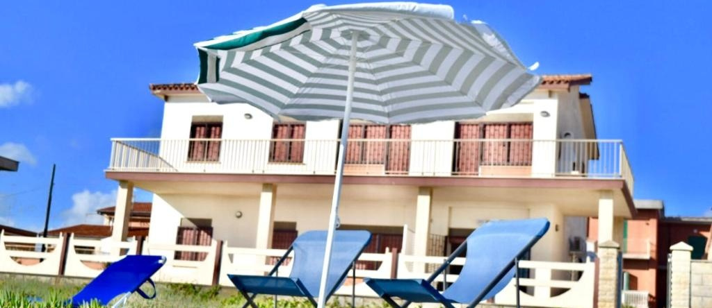 Seafront apartment in Villa , near Rome, 波梅齐亚 — 照片 1