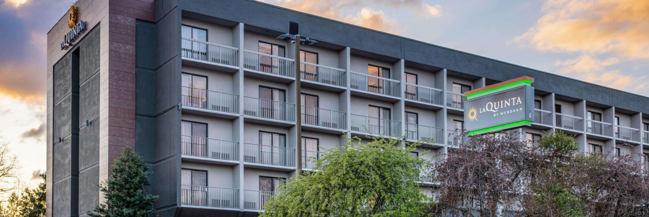 La Quinta by Wyndham Kingsport Tri Cities Airport, Blountville — photo 1