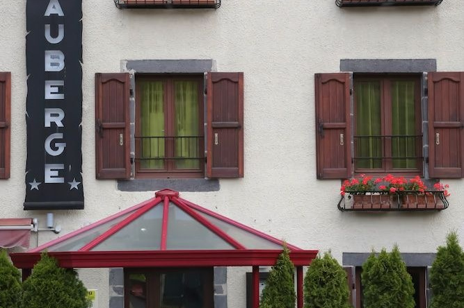 Hotel Auberge de la Providence, 圣弗卢尔 — 照片 1