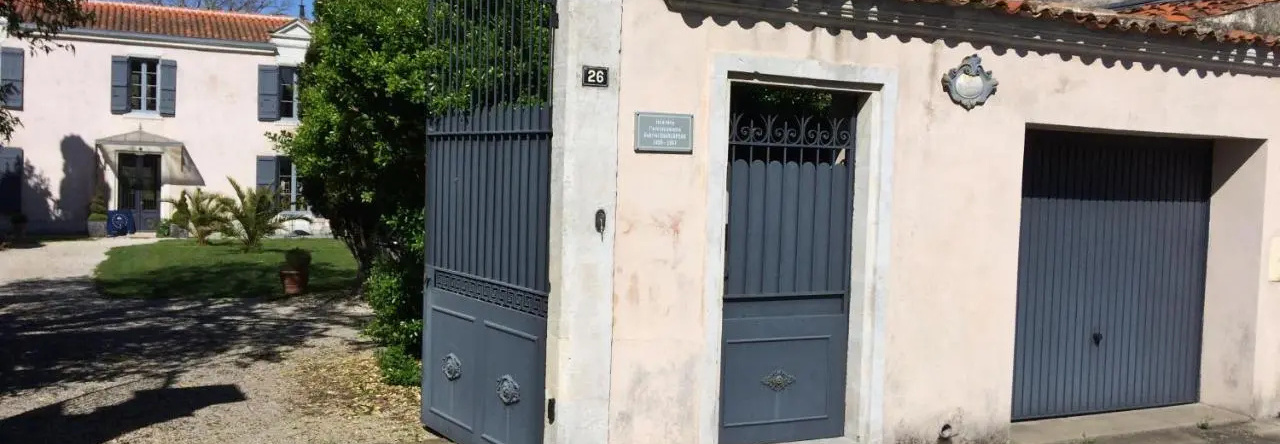 La Rochelle L'ile de Ré Autrement, 滨海尼约勒 — 照片 1