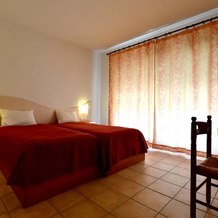 Hotel Pernes Les Fountaines, 佩尔讷莱方丹 — 照片 5