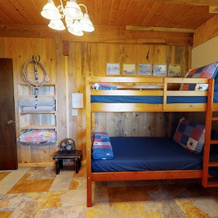 Juniper Ridge Family Cabin, 布兰丁 — 照片 3