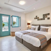 Almyriki Beach Villa Santorini 3 Bedroom Villa With Private Pool, 莫诺利索斯 — 照片 2