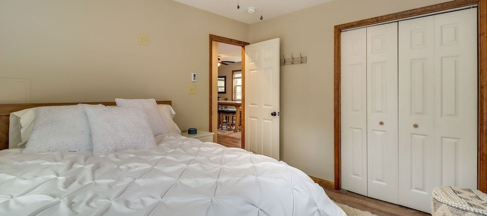 Pennsylvania Retreat w/ Gas Grill & Private Beach!, 奥尔布赖茨维尔 — 照片 1