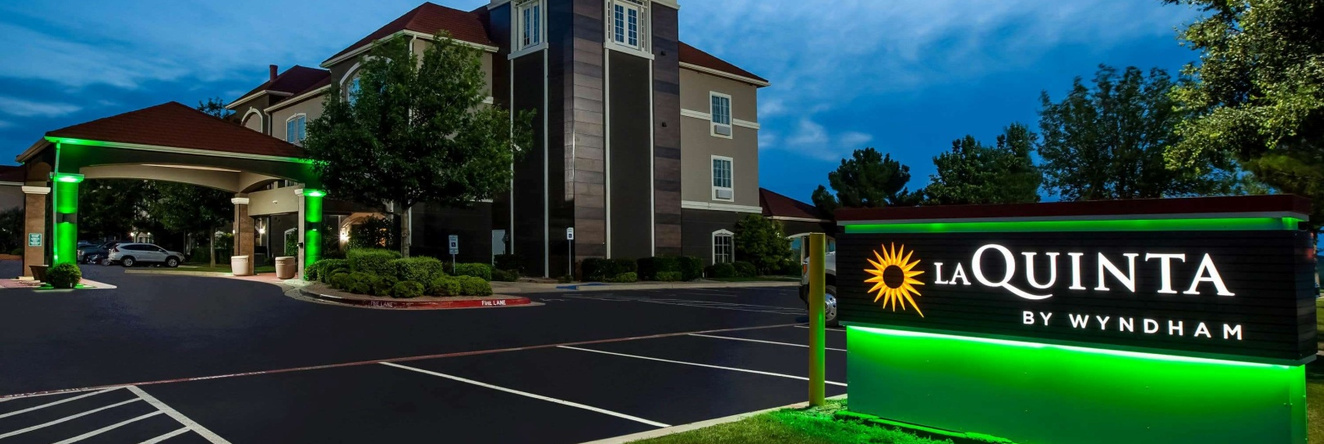 La Quinta Inn & Suites By Wyndham Lubbock North, Лаббок — фото 1