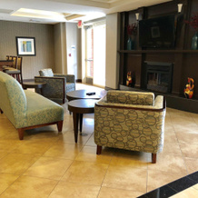 Holiday Inn Express Hotel & Suites Vacaville by IHG, 瓦卡维尔 — 照片 2