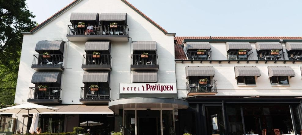 Paviljoen Hotel, 雷南 — 照片 1