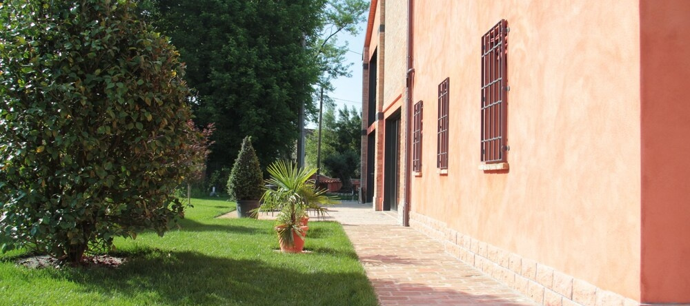 Conte Pietro R&B, Феррара — фото 1