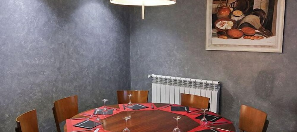 Hostal y Albergue Haizea - Hostel, 埃罗 — 照片 1