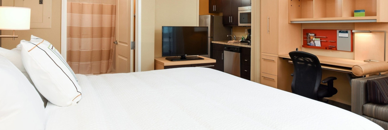 TownePlace Suites Detroit Commerce, 康默斯镇区 — 照片 1