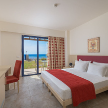 Sunrise Hotel, 佩夫科斯 — 照片 4