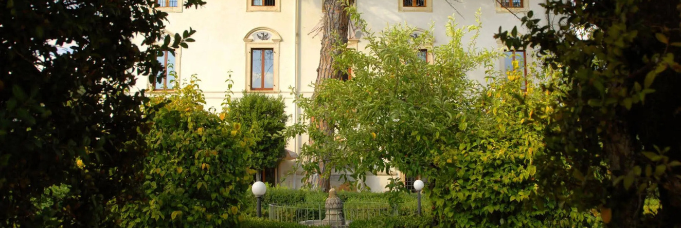 Villa Dragonetti, 拉奎拉 — 照片 1