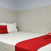 Hotel Surabaya Sumenep by RedDoorz, Sumenep — photo 2