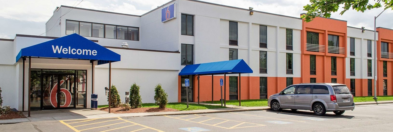 Motel 6 Brockton, Ma, Броктон — фото 1
