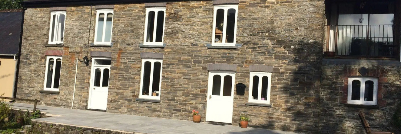 Four Seasons Bed And Breakfast, Llanegwad — фото 1