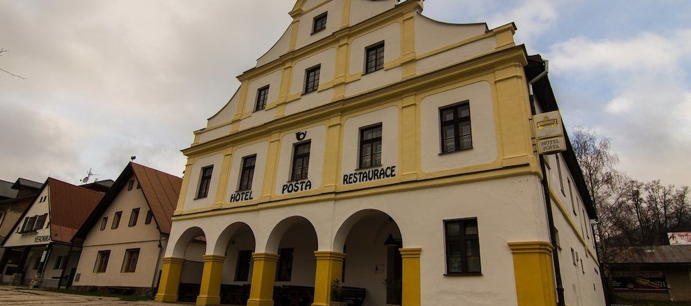 Hotel Pošta, Рудник-у-Врхлаби — фото 1