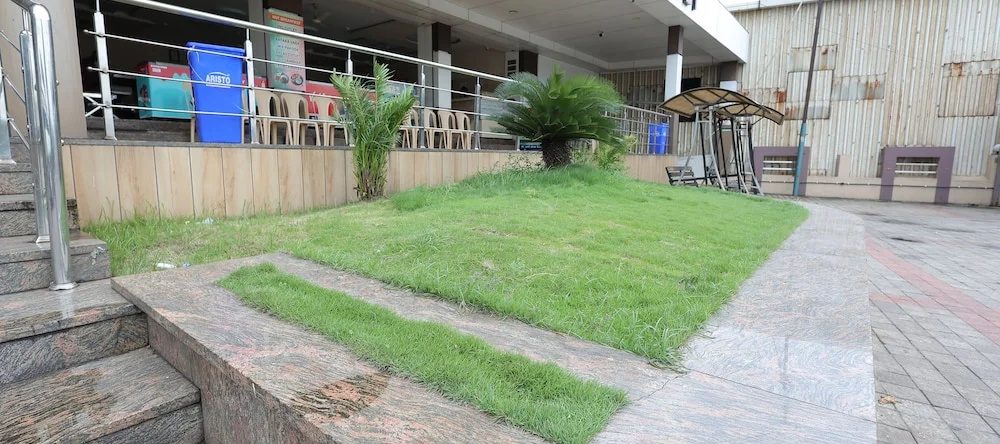 The Horizon Hotel Surat, Palsana — photo 1