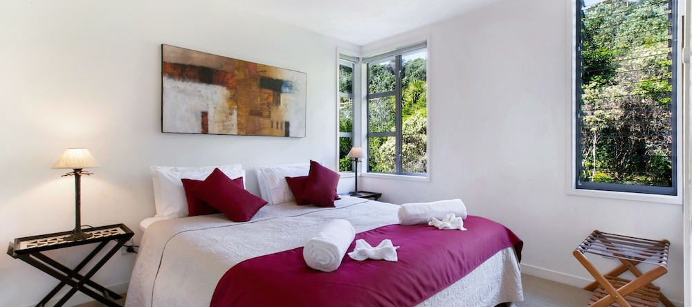 The Sands Apartments, Onetangi — photo 1
