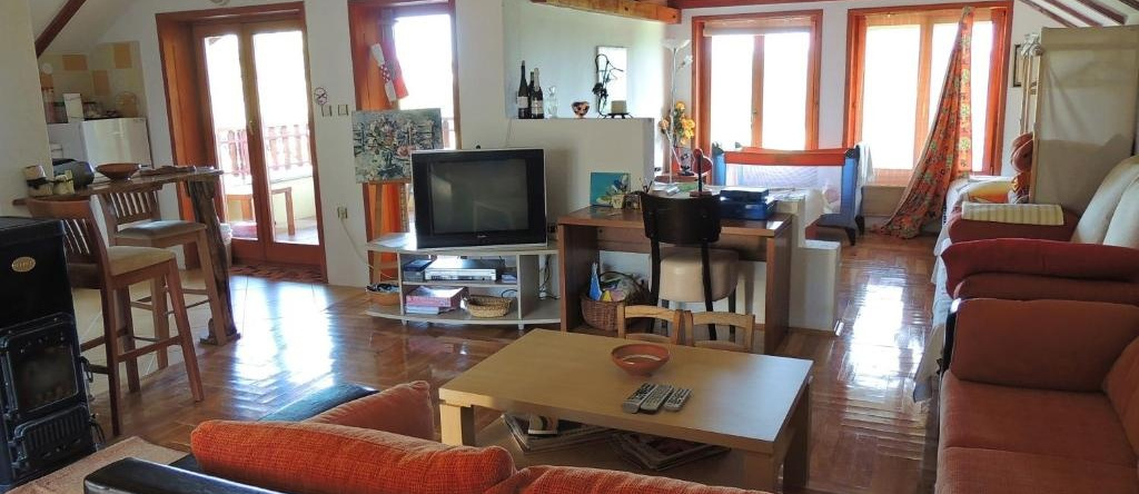 Apartment Studio Mrežnički Brig, Ogulin — photo 1