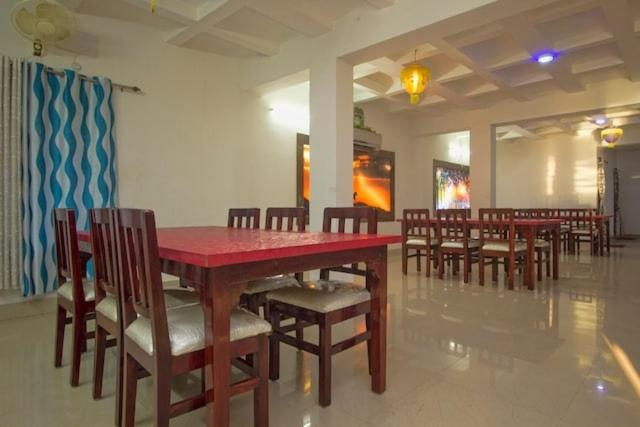Hotel Green Wood, 萨尔巴里 — 照片 1