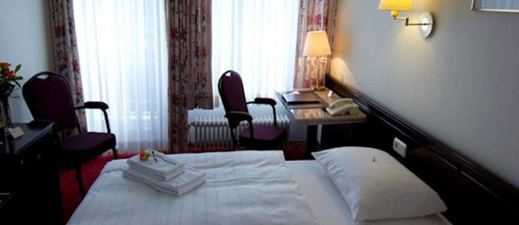 Sachsenwald Hotel Reinbek, Рейнбек — фото 1