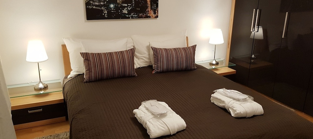 Montreux Lake View Apartments City Centre, 蒙特勒 — 照片 1