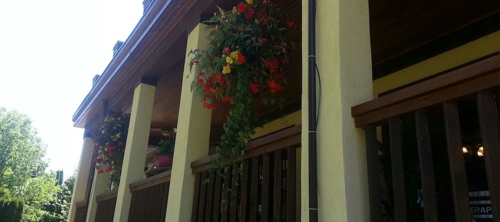 Naramata Heritage Inn & Spa, Нарамата — фото 1