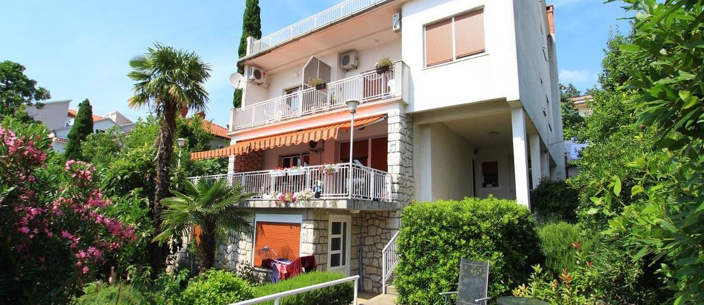 Apartments Deniz, Crikvenica — photo 1