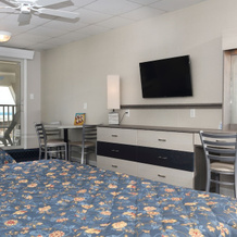 Adventurer Oceanfront Inn, Wildwoods Beach — photo 3