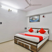 Hotel Day Night Stay By OYO Rooms, Palsana — photo 2