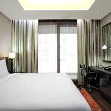 DoubleTree Suites by Hilton Bengaluru Outer Ring Road, 班加罗尔 — 照片 3