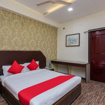 Oyo 24547 Hotel Vishwas Bar And Club Resort, Dewas — photo 3