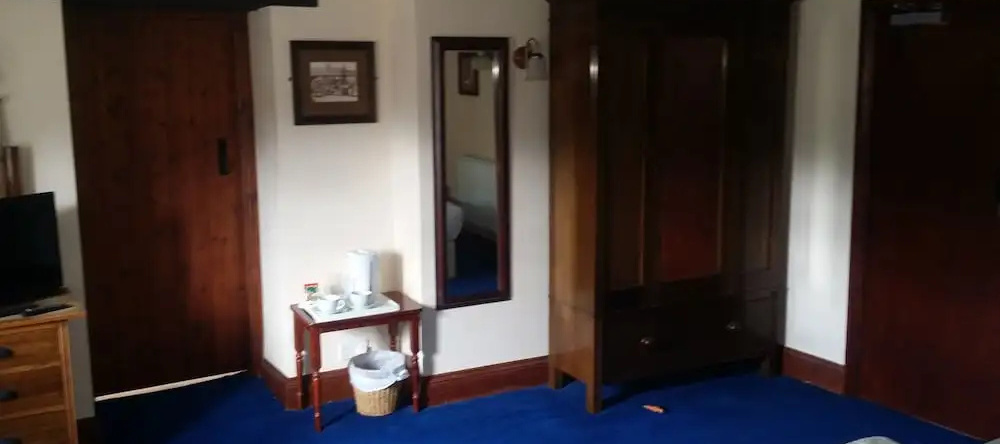 The Bell Country Inn, 格鲁伊尼谷 — 照片 1