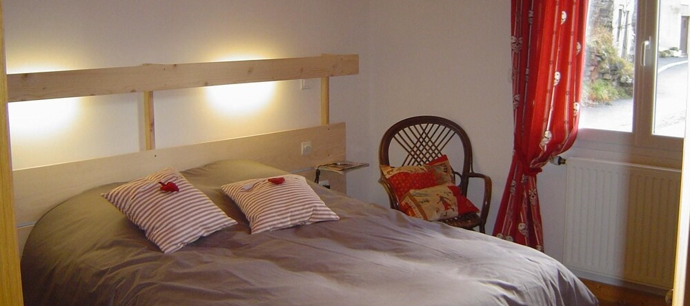 Apartment With 3 Bedrooms in Les Estables, With Wonderful Mountain Vie, 莱塞塔布勒 — 照片 1
