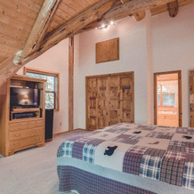 Bear Den Log Cabin, Brightwood — photo 4