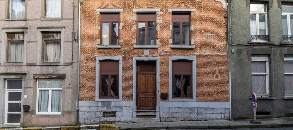 Maison Pres De Bruxelles Et Pairi Daiza, Ангьен — фото 1