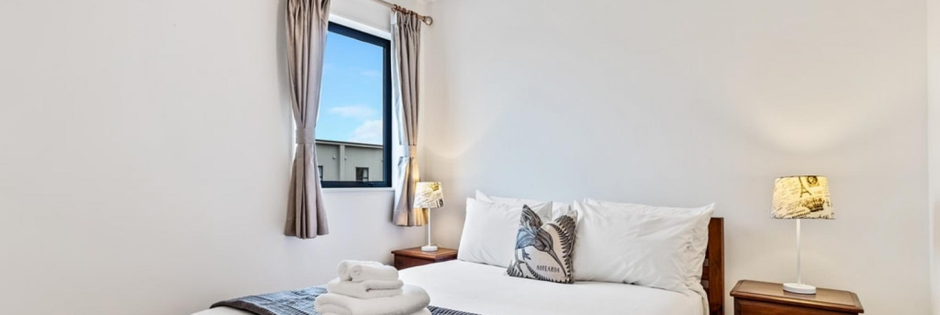 Brand New Three Bedroom Townhouse With Garage, Мангере — фото 1