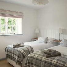 Superb detached Grade II listed barn conversion with hot tub & FREE membership to nearby Leisure Club, 奥特里圣玛丽 — 照片 5