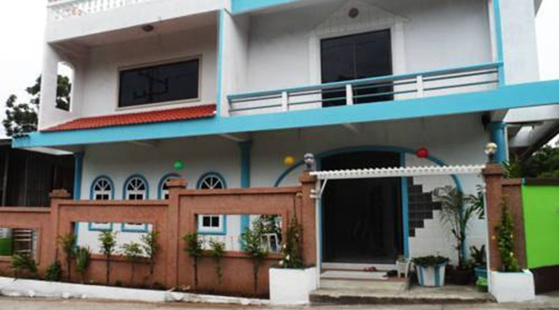 Baan Khun Ning Sichang, Ко Сичанг — фото 1