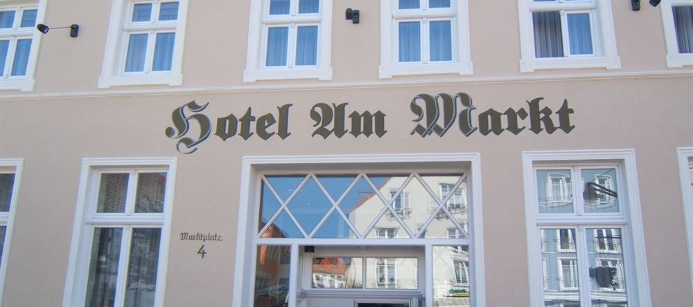 Hotel Am Markt & Brauhaus Stadtkrug, Иккермюнде — фото 1
