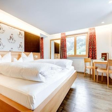 Hotel Gasthof Kreuz, Зонтаг — фото 3