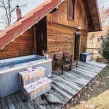 Wooden Cabin Žurej With Hot Tub, 申特尤尔 — 照片 5