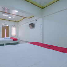 RedDoorz Resort Syariah @ Batu Apung Purwakarta, 瓦纳亚斯 — 照片 3