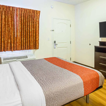 Motel 6 on Maple, Hesperia — photo 2