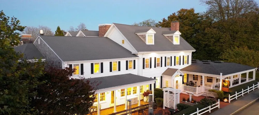 Chatham Wayside Inn, 查塔姆 — 照片 1