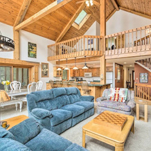 Waterfront Lake Tomahawk Cabin W/ Game Room!, Лейк Томагавк — фото 3