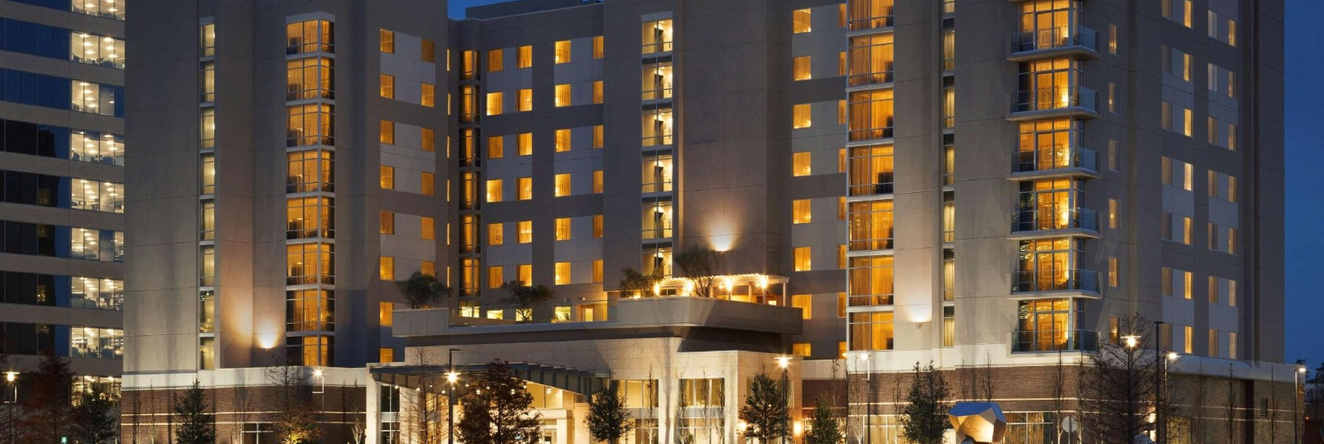 Embassy Suites by Hilton The Woodlands at Hughes Landing, 伍德兰兹 — 照片 1