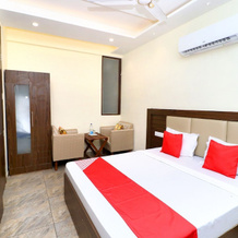 Hotel Jeevak by OYO Rooms, 萨希布扎达阿吉特辛格纳加尔 — 照片 3